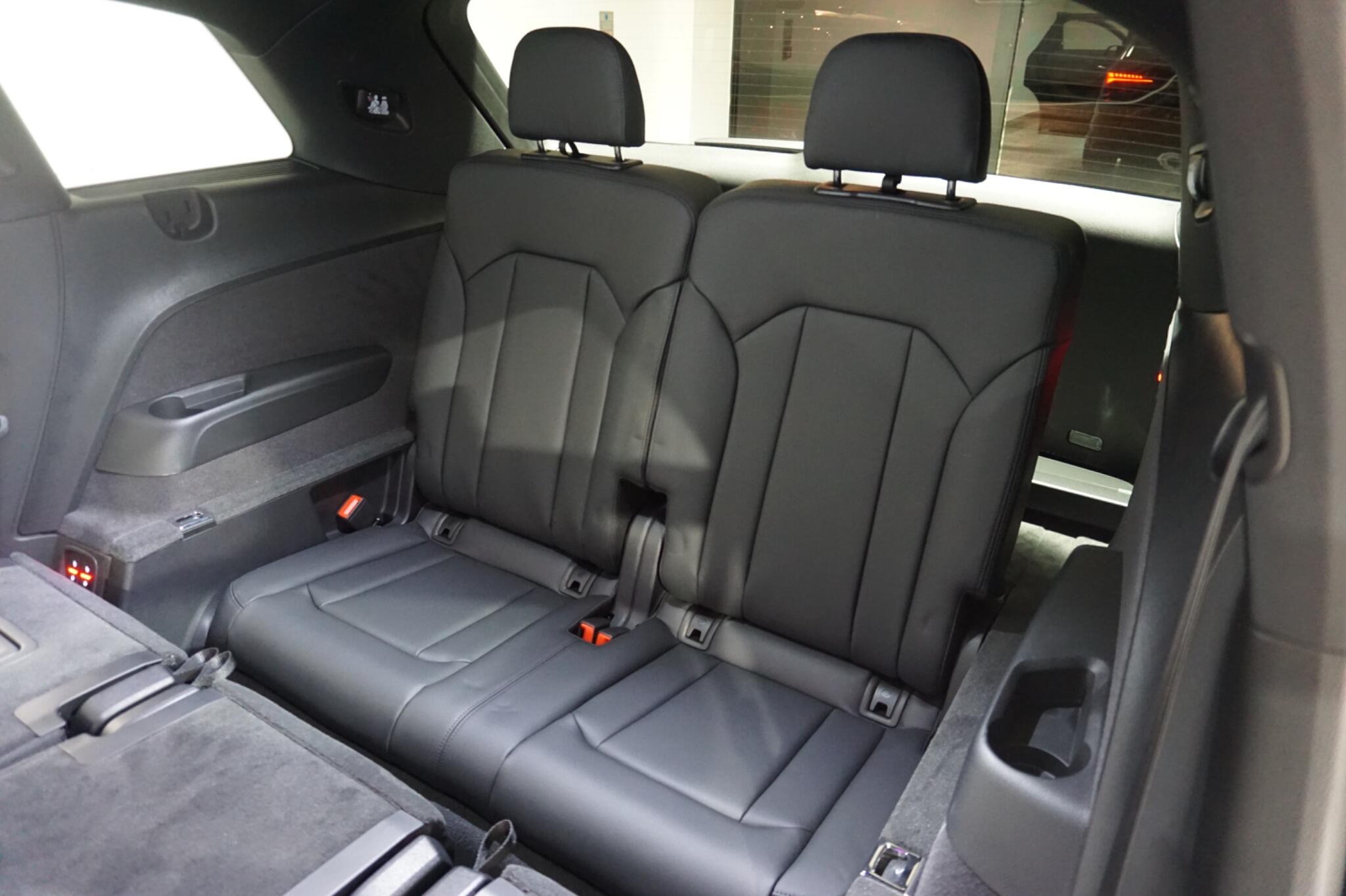 Audi Q7 3.0 TFSI V6 55 Black Edition SUV 5dr Petrol Tiptronic quattro Euro 6 (s/s) (340 ps)